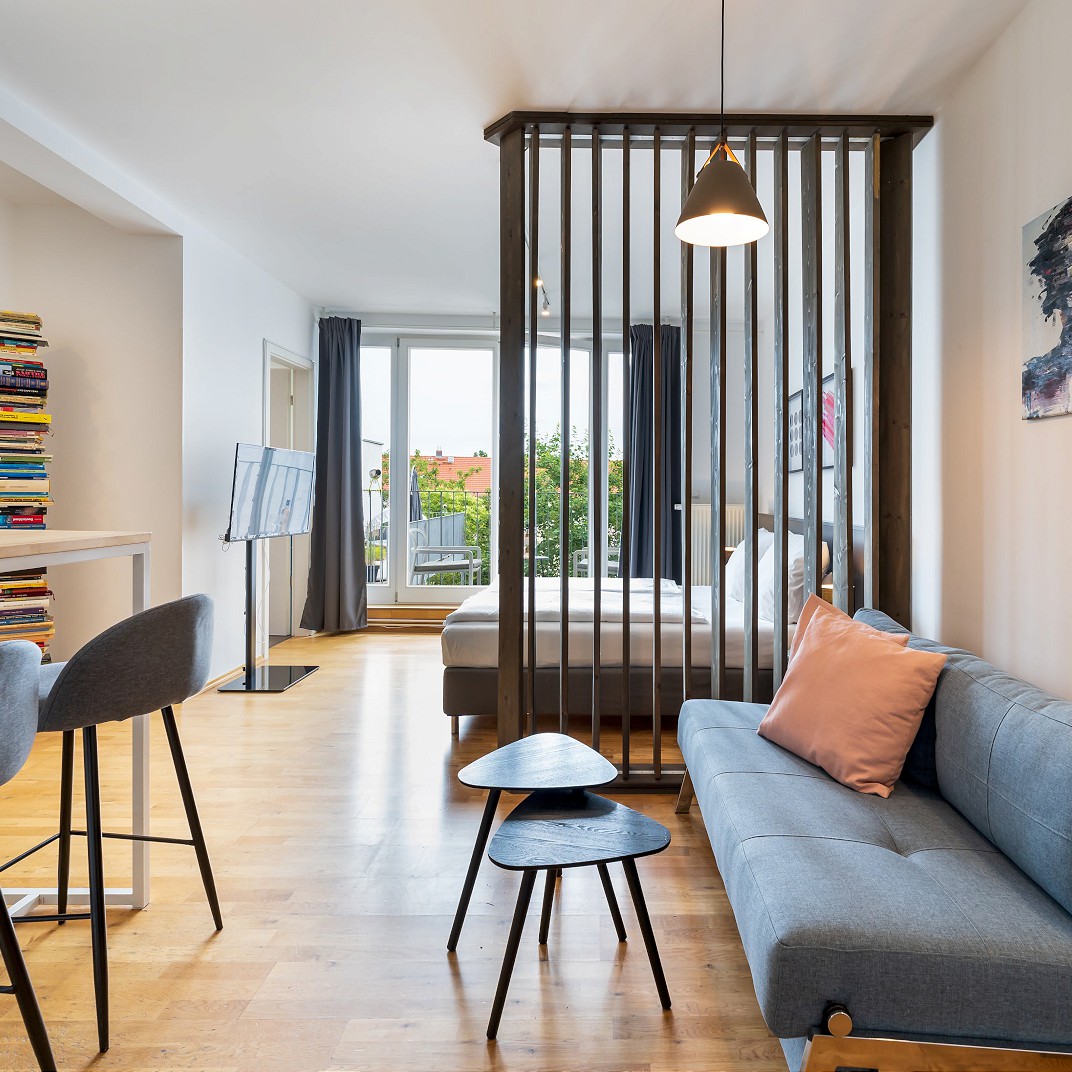 Penthouse Studio